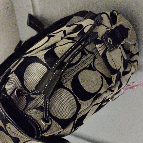 Coach "Kyra Daisy" Signature "C" Backpack Bag - Picture 3 of 9